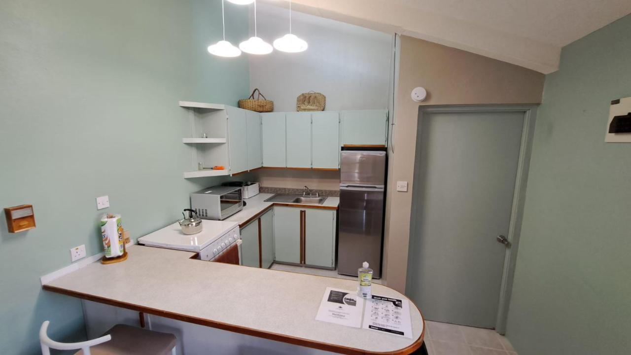 Kootney Resorts Portsmouth Buitenkant foto